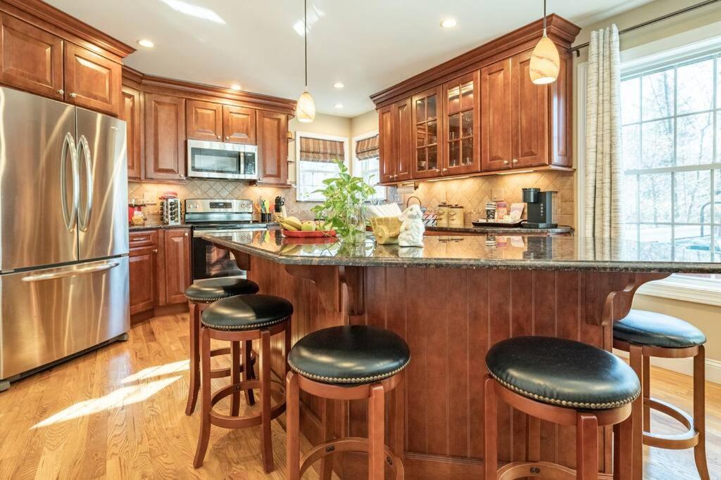 Luxury 4 Bedroom House In Pocono Mountains In Golf Course Near Lake Tobyhanna Exterior foto